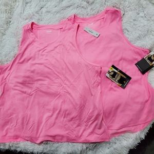 Avie performance tank